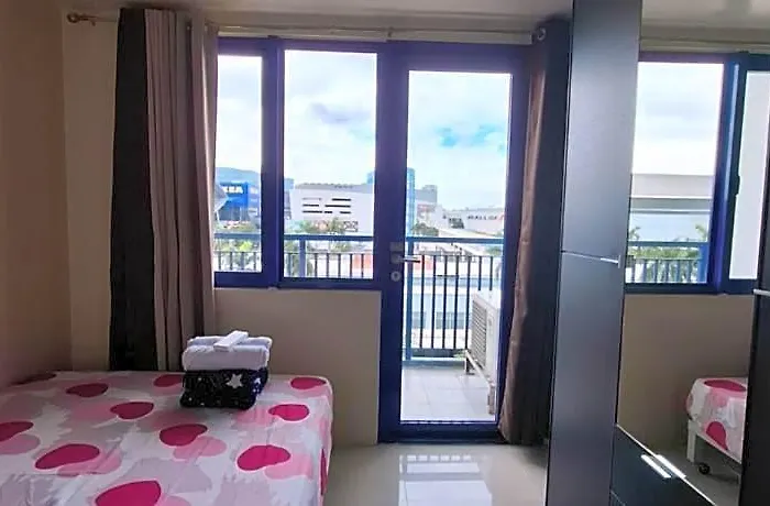 Kings Staycation At Sea Residences Hotel Manila