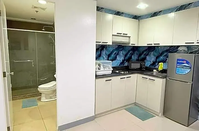 Kings Staycation At Sea Residences Hotel Manila