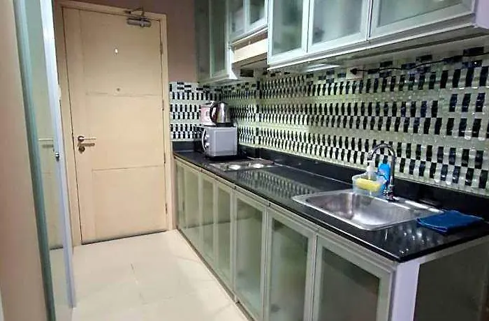 Kings Staycation At Sea Residences 5* Manila